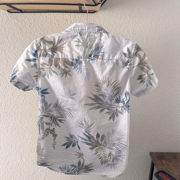 Boys’ Button-Down Tops Bundle - Picture 6 of 8